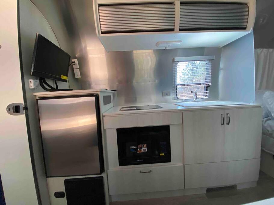 Modern Airstream With Amazing View - 10 To 15 Minutes From Kings Canyon National Park Dunlap Esterno foto