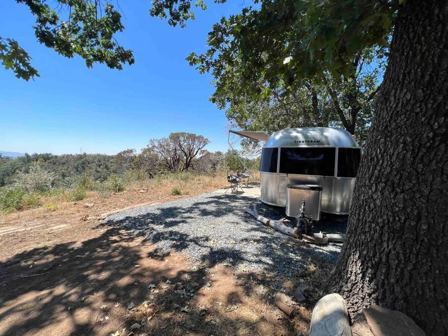 Modern Airstream With Amazing View - 10 To 15 Minutes From Kings Canyon National Park Dunlap Esterno foto